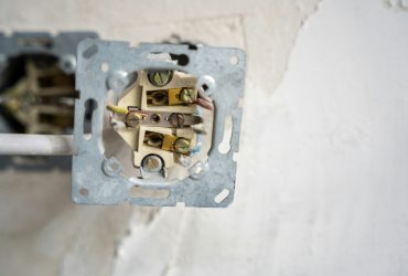 régi elektromos hálózat felújítása